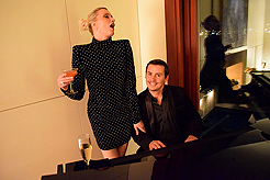 A SPARKLING NEW YEARS